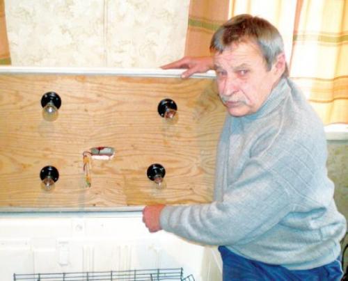 2 варианта инкубатора из холодильника своими руками (ручной и автоматический) (материалы, этапы работ, процесс вывода птенцов. 01