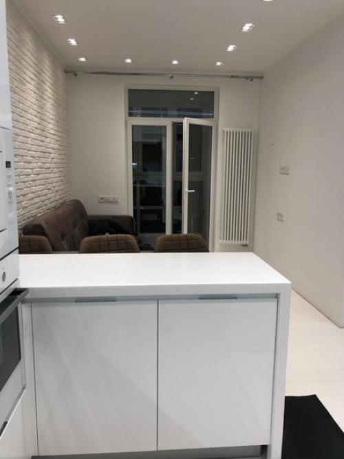 У нас совсем недавно закончили ремонт. 02