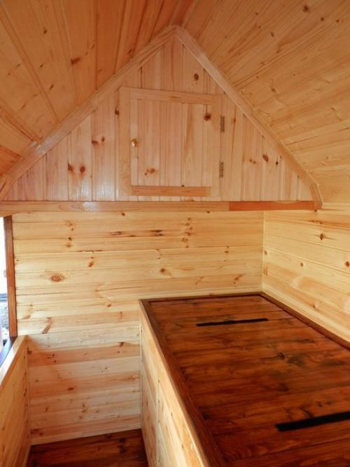 Муж домик для собачки своими руками построил. 03