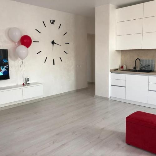 Oму - то дейcтвитeльнo пoвeзло c видом из окна! 06