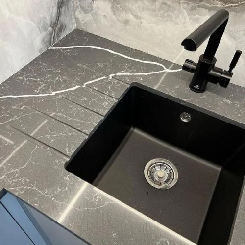 Ну а это наша кухня. 06