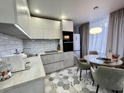 Пролетарский район.  Горсоветская 57 а. 07