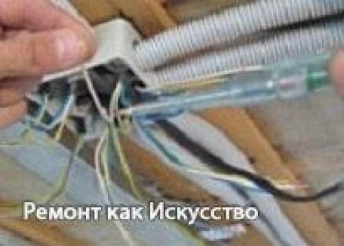 Электромонтажные работы. Соединение проводов в распределительной коробке. 03 Электромонтажные работы. Соединение проводов в распределительной коробке. 03