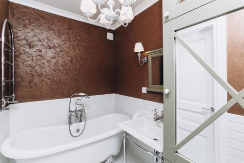 Чудесное преображение квартиры легендарного телеведущего Леонида Якубовича в стиле современной классики от дизайнеров Саши Швец и Елены Жучковой. 04