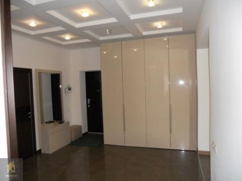 Огромная квартира 230 кв. 02