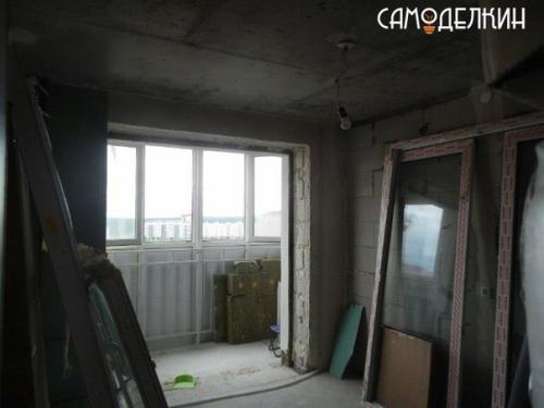 Объединение балкона с комнатой. 01