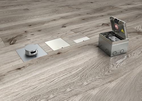 Скрытые в полу розетки - отличный способ избежать большого количества проводов и удлинителей в просторных помещениях. 02