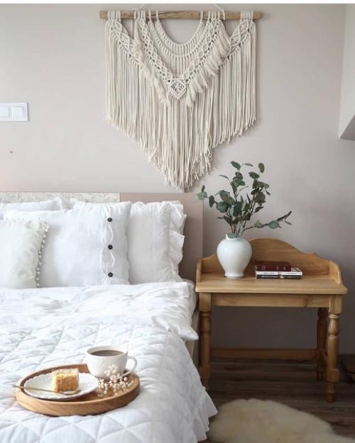 Очень уютно и много света. 09