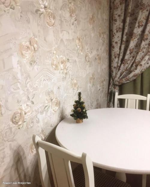 14 кв.  м. стол и стулья сами сделали. 05