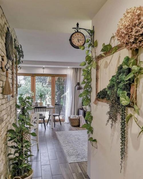 Вот.  Наконец - то обжитая кухня. 06