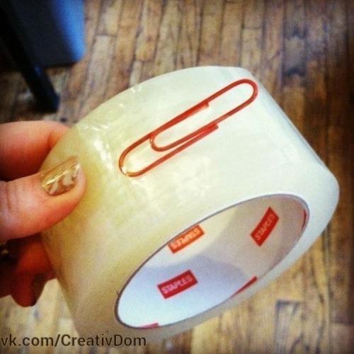 Удобно / полезно.   На последнем фото ручка в которой видно того, кто стоит за дверью. 01