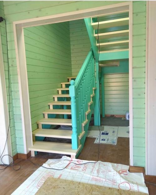 Оцените лестницу на нашей даче! 08