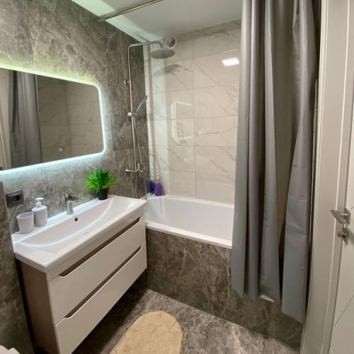 Студия под постоянную сдачу в аренду. 04