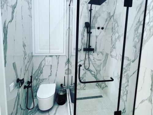 Мы продаем 3-х комнатную шикарную квартиру дизайнерским ремонтом. 07