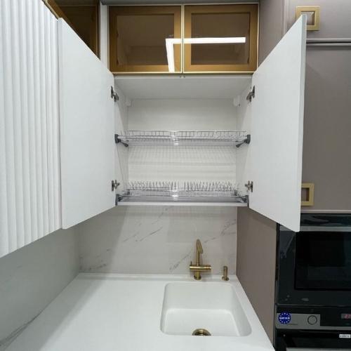 Кухня готова, только установили. 02