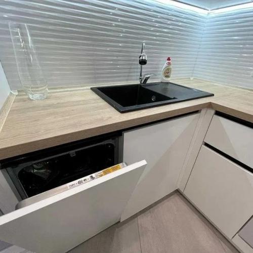 43 кв.  м под дальнейшую аренду. 04