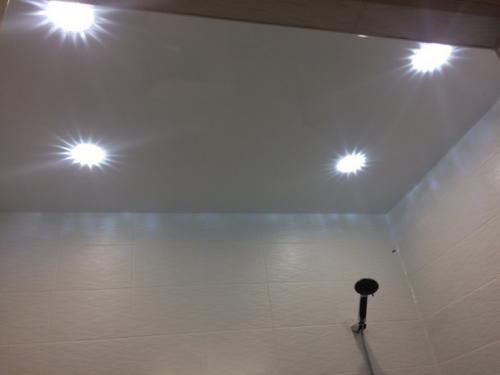 До и после, совместный санузел 3 кв м. 04