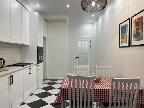 Трехкомнатная квартира после капитального ремонта. 08