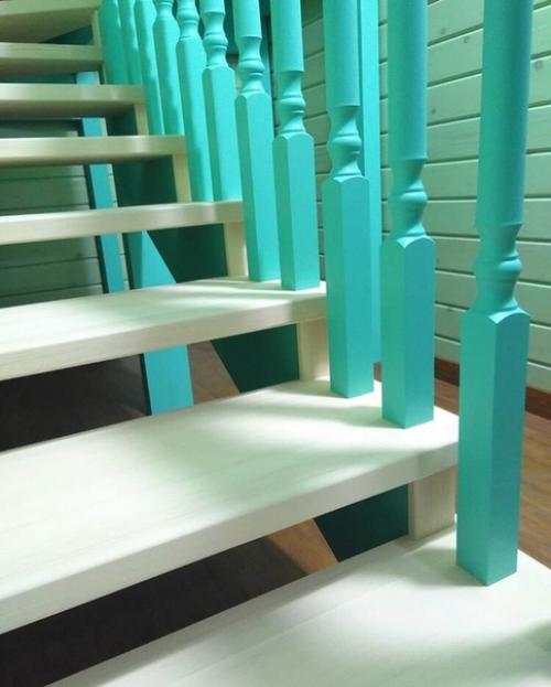 Оцените лестницу на нашей даче! 09