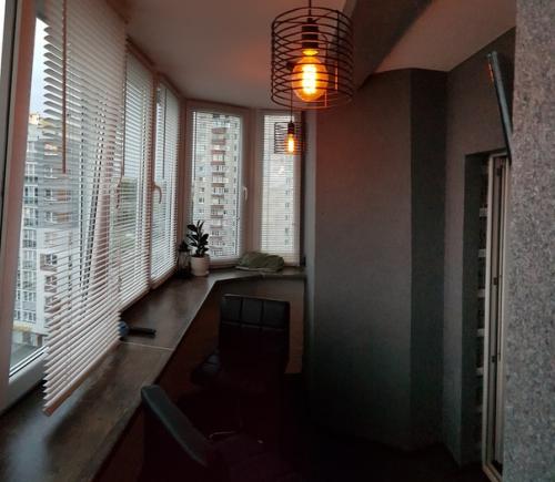 Решили с женой сделать зону отдыха на балконе. 04