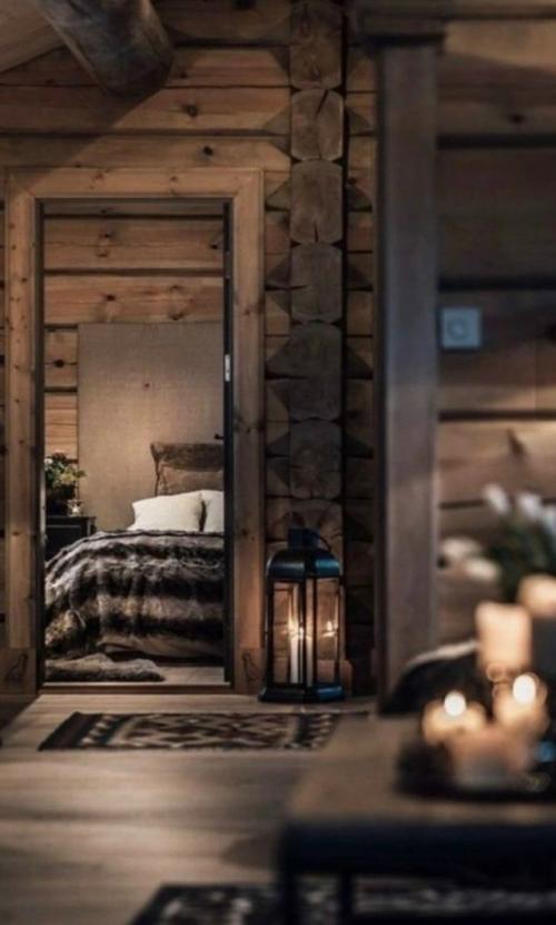 Натуральное дерево всегда привносит в дом особое тепло. 07