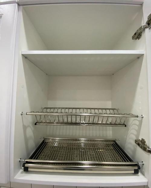 Светлая, просторная и функциональная кухня. 04