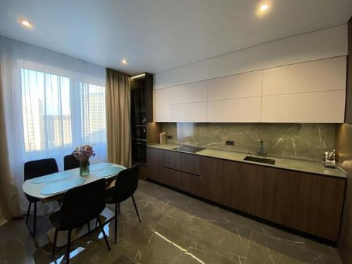 Наша новая 3 комнатная квартира в центре. 01