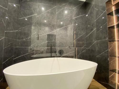 Наша новая 3 комнатная квартира в центре. 04