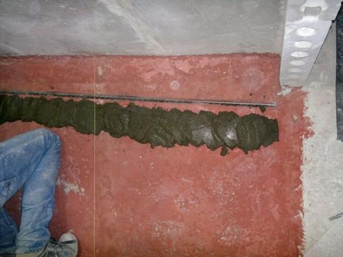 Мы делаем мокрую стяжку и гидроизоляцию в ванной. 03