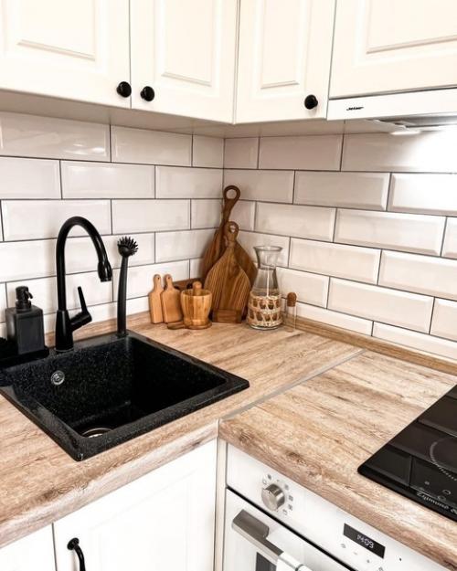 Небольшая кухня, площадью почти 7 кв. 02