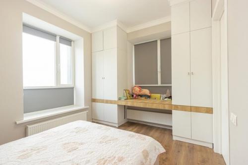 2-Комнатная кухня студия, площадью 42 кв. 05