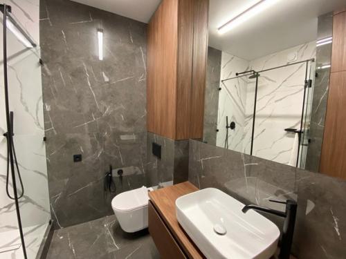 Наша новая 3 комнатная квартира в центре. 09