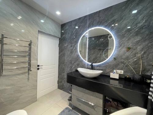 95 кв.  м после капитального ремонта. 09