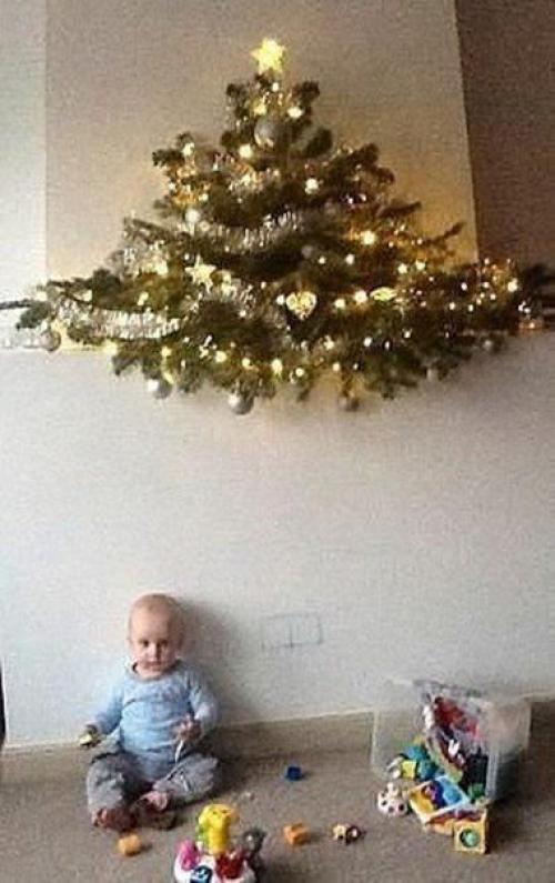 Как встречают новый год в семье, где есть маленькие дети? 03