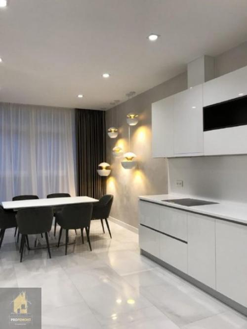 А вот и наш роскошный ремонт! 01