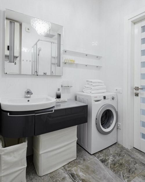 Долго искали квартиру с панорамным остеклением и видом на море. 06