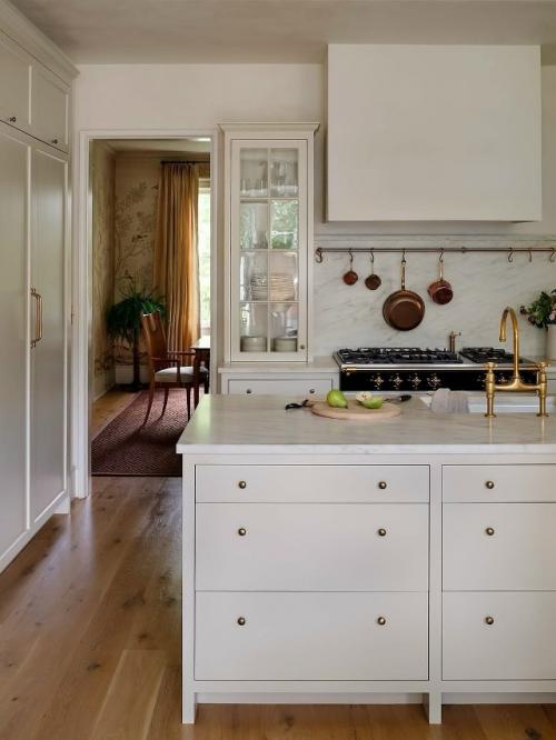 Это пространство, где каждая деталь будто создана для отдыха души. 08