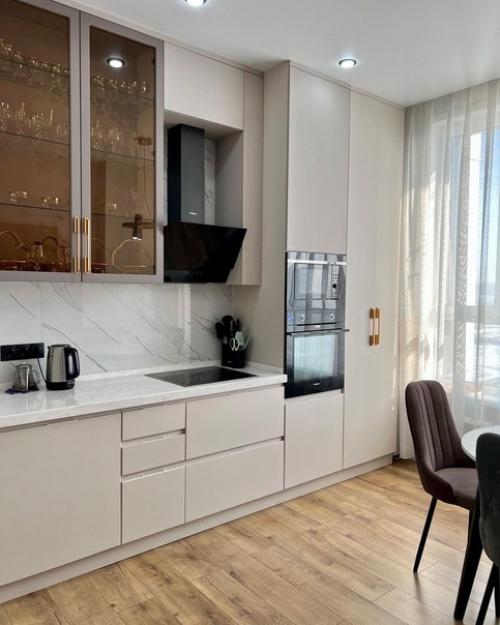 3 х комнатная квартира с очень качественным дизайнерским ремонтом. 01