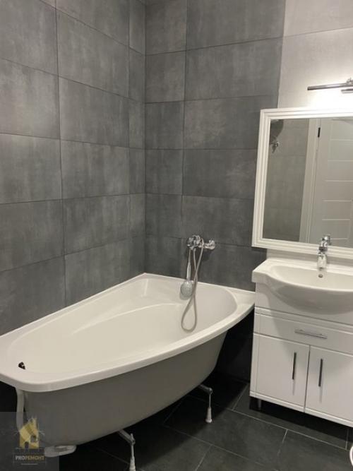 Бюджетный ремонт в квартире - студии, площадью 43 кв. 07