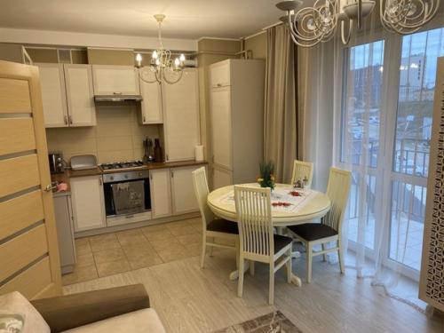 1 комната + кухня - студия. 05