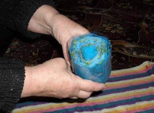 Мы выращиваем рассаду без земли, на полоске из целлофанового пакета. 08 Мы выращиваем рассаду без земли, на полоске из целлофанового пакета. 08