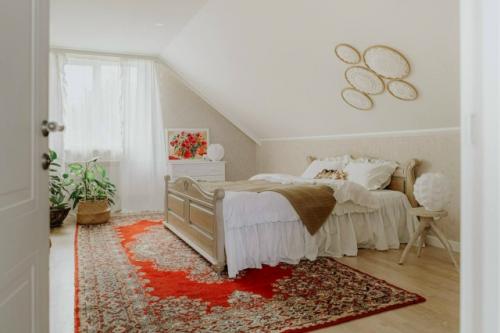 Дом в стиле бохо с атмосферой народных традиций - это настоящая территория тепла, свободы и семейных историй. 08