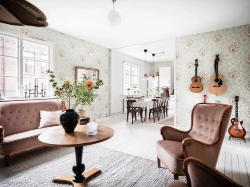 Уютная квартира с мансардой. 01