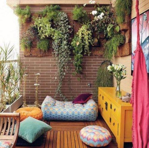 Практически в каждой городской квартире есть балкон. 04 Практически в каждой городской квартире есть балкон. 04