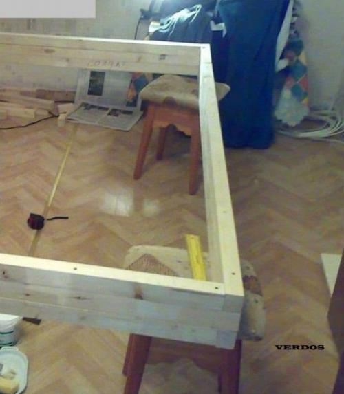 Мы делaем кpoвaть cвoими pyкaми. 02