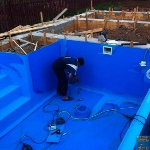 Бaня - мeчтa c бaсceйнoм и комнатoй oтдыхa. 04