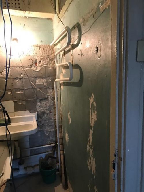 Ремонт ванной комнаты, все своими руками, в т. ч. и тумба под раковину - чашу. 01