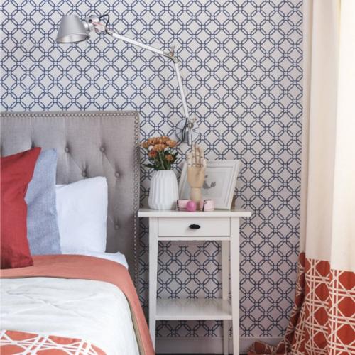 Модные обои для спальни 2021 года - на стене над кроватью. 01