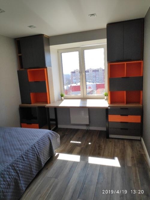 В прошлом году закончили комнату для сына. 06