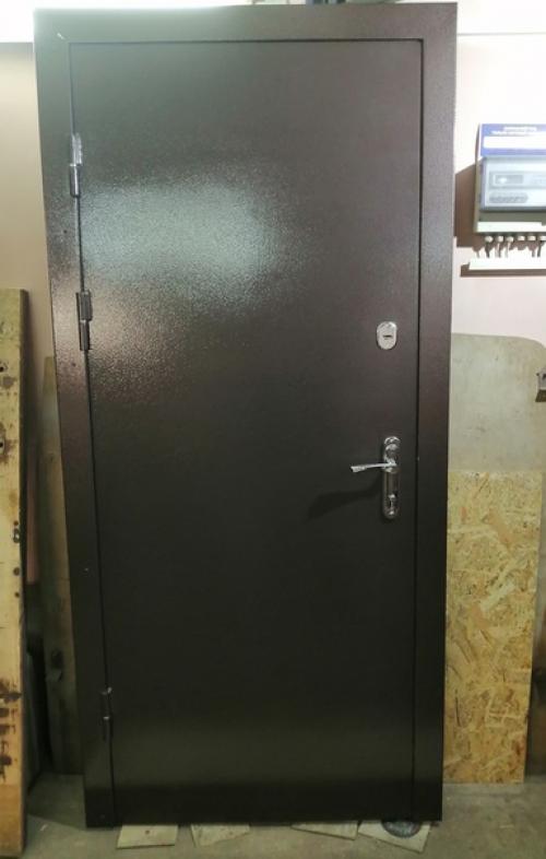 Учебникремонта. Входная металлическая дверь своими руками. 09